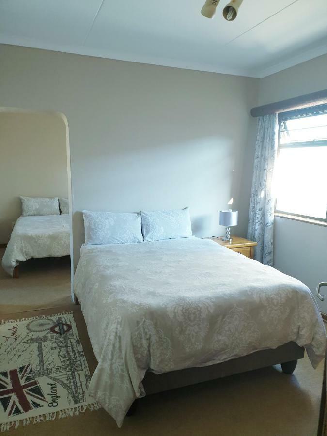 Sunflower Self-Catering Walvisbaai Buitenkant foto