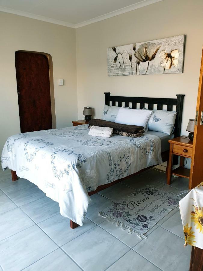 Sunflower Self-Catering Walvisbaai Buitenkant foto